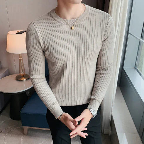 Lightweight Men's Sweater, Round Neck, Slim Fit Knit