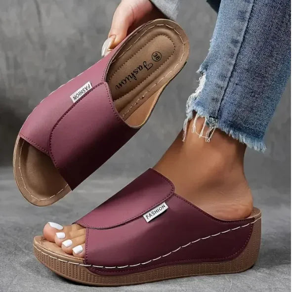 Comfortable Arch Support Slides - Women's Solid Sandals